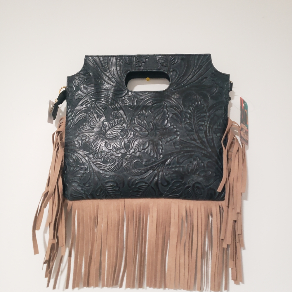 Elegant Black and White Fringe Tote - Picture 2 of 4
